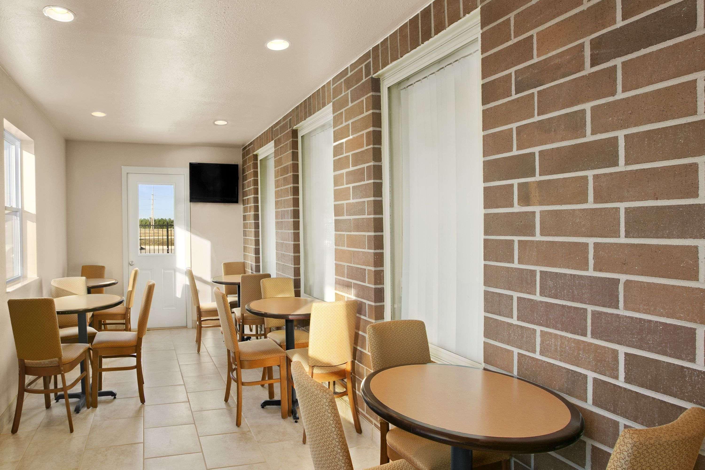 Baymont By Wyndham Jacksonville Buitenkant foto